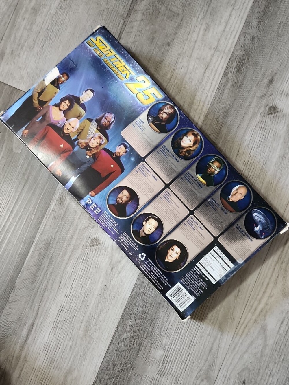 Star Trek Next Generation 25th Anniversary PEZ Dispenser Set Limited Run - Picture 7 of 12